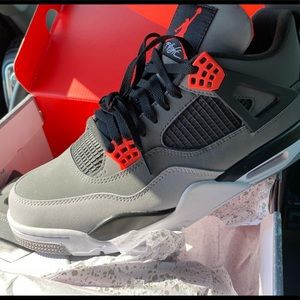 Jordan 4 “Infrared “
